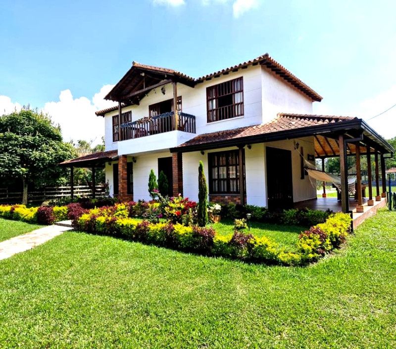 Casa en venta Santander Los Santos Los Santos 250 m2 Habitaciones 4 Baños 4 Garajes 0 Precio $1000000000