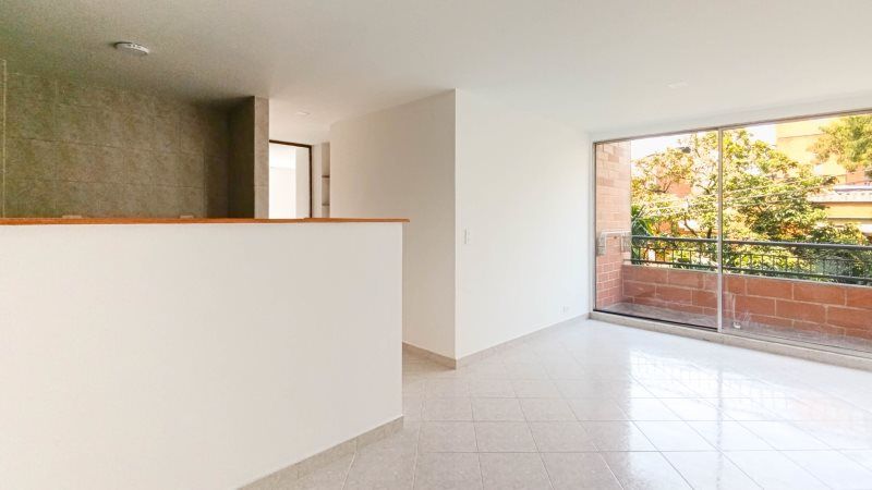 Apartamento en arriendo Antioquia Medellín Boston 55 m2 Habitaciones 3 Baños 2 Garajes 1 Precio $2600000