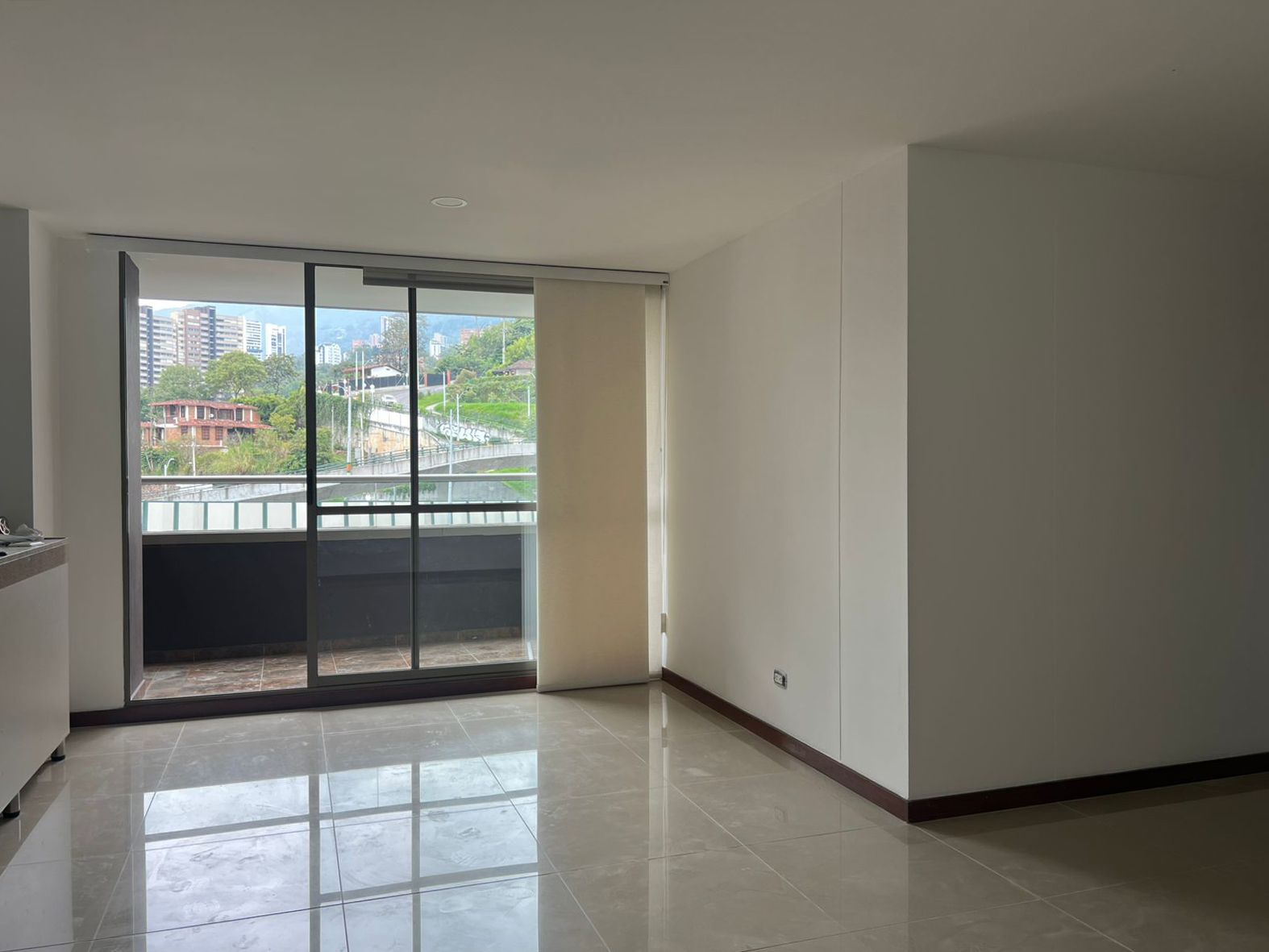 Apartamento en arriendo Antioquia Envigado Abadia Del Campo 95 m2 Habitaciones 3 Baños 3 Garajes 2 Precio $4650000
