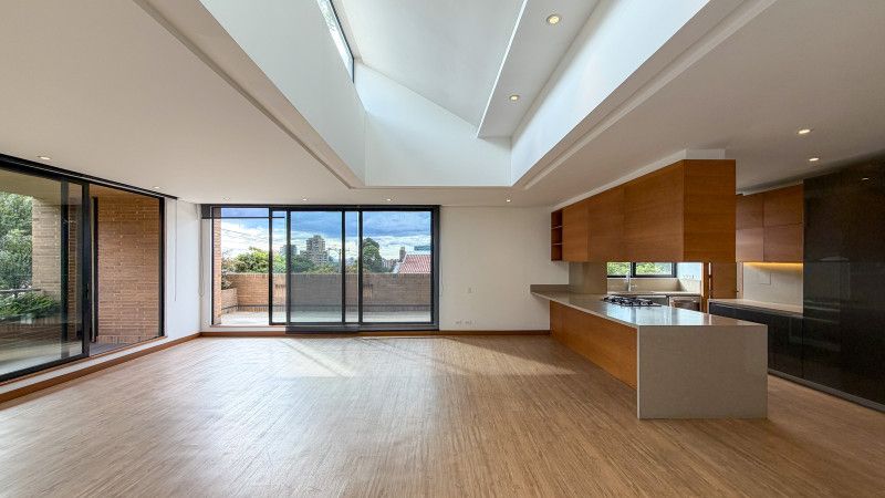 Apartamento en venta Cundinamarca Bogotá Santa Barbara Alta 286 m2 Habitaciones 3 Baños 4 Garajes 3 Precio $4450000000