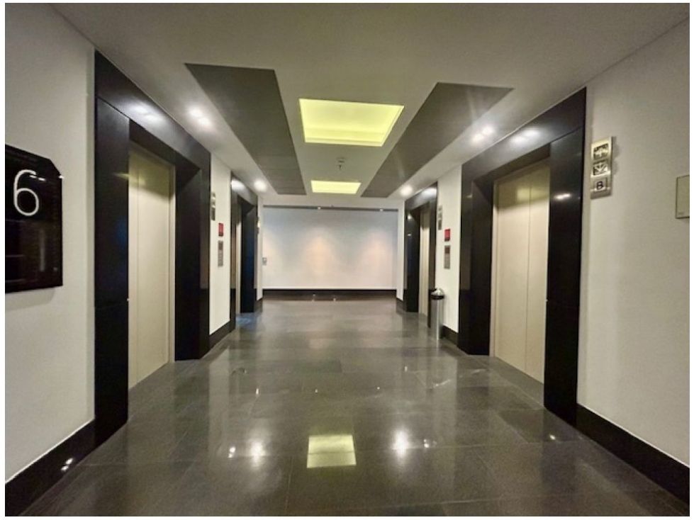 Oficina en venta Cundinamarca Bogotá Millan 130 m2 Habitaciones 0 Baños 3 Garajes 0 Precio $1200000000