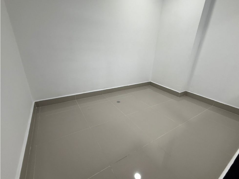 Oficina en arriendo Antioquia Medellín La Candelaria 30 m2 Habitaciones 0 Baños 1 Garajes 0 Precio $1400000
