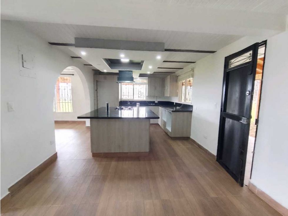 Casa en venta Antioquia Guarne Guarne 900 m2 Habitaciones 6 Baños 9 Garajes 0 Precio $950000000