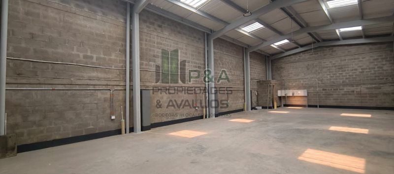 Bodega en arriendo Antioquia Sabaneta Nuestra Señora De Los Dolores 200 m2 Habitaciones 0 Baños 1 Garajes 0 Precio $13500000