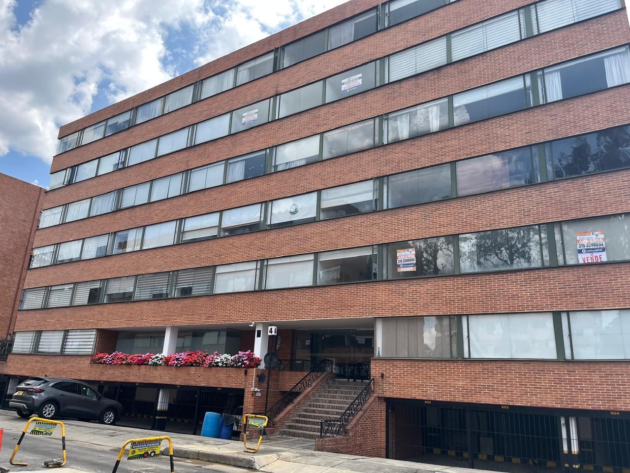 Apartamento en arriendo o venta Cundinamarca Bogotá Iberia 70 m2 Habitaciones 2 Baños 2 Garajes 2 Precio venta $480000000 Precio arriendo $2600000