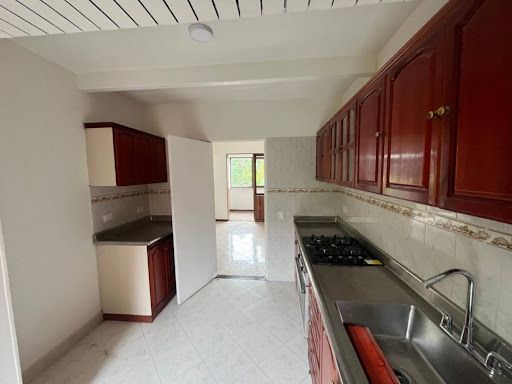 Apartamento en arriendo Antioquia Medellín Palma De Mollorca 100 m2 Habitaciones 3 Baños 2 Garajes 1 Precio $3200000