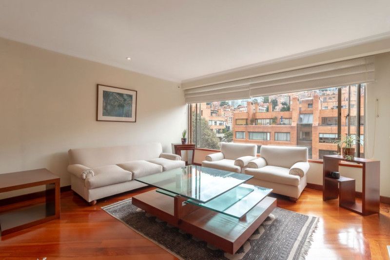 Apartamento en venta Cundinamarca Bogotá El Nogal 297 m2 Habitaciones 4 Baños 4 Garajes 3 Precio $3000000000
