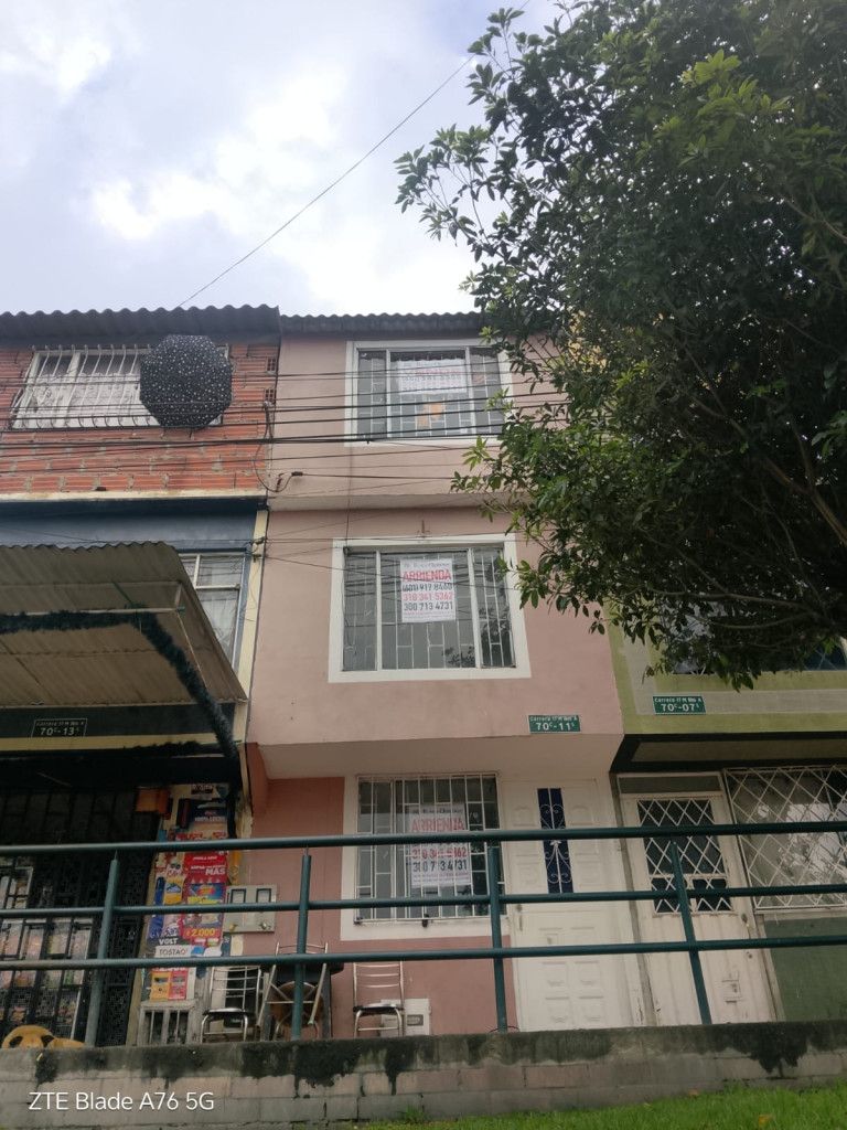 Casa en arriendo Cundinamarca Bogotá Las Quintas Del Sur 108 m2 Habitaciones 4 Baños 2 Garajes 0 Precio $1000000