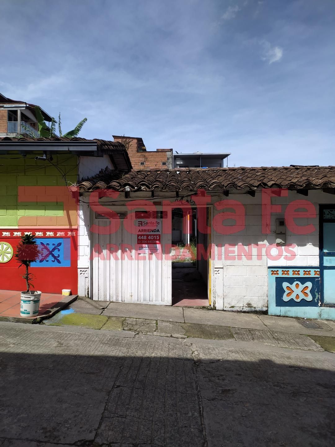 Local en arriendo Antioquia Guatape Guatape 230 m2 Habitaciones 0 Baños 2 Garajes 4 Precio $3000000