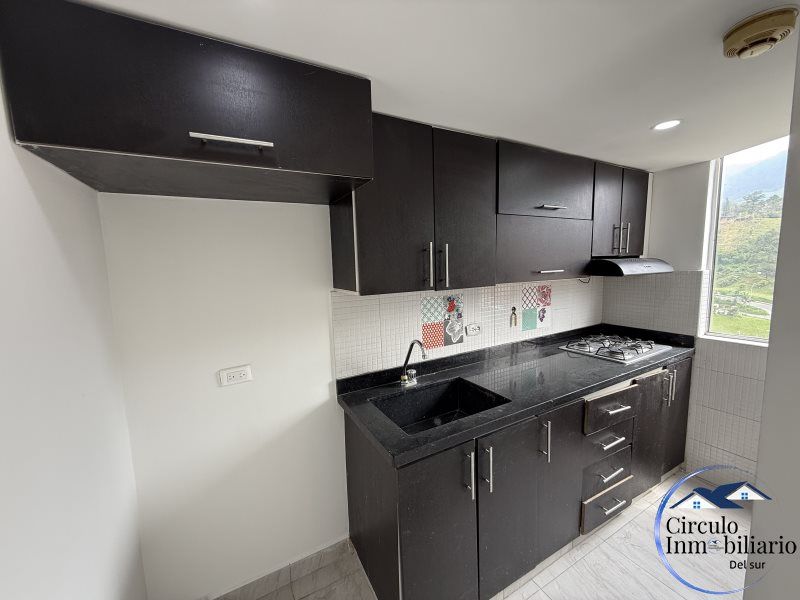Apartamento en arriendo o venta Antioquia Envigado La Mina 55 m2 Habitaciones 3 Baños 2 Garajes 0 Precio venta $300000000 Precio arriendo $2100000