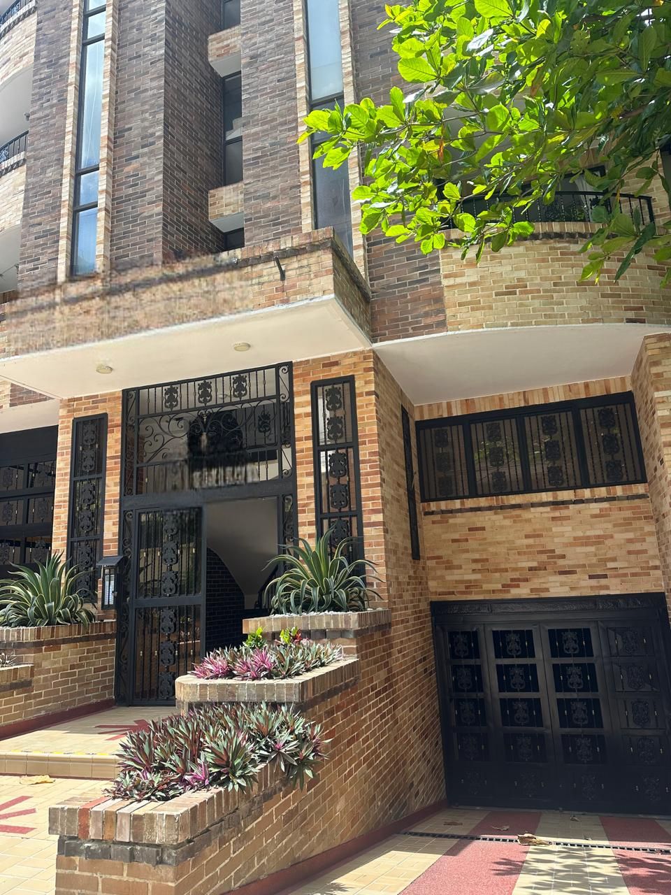 Apartaestudio en arriendo Antioquia Medellín San Joaquin 45 m2 Habitaciones 1 Baños 1 Garajes 1 Precio $2400000