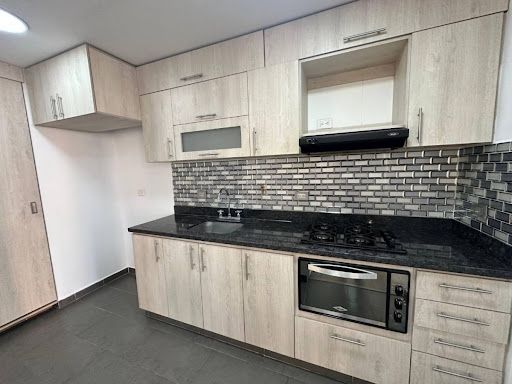 Apartamento en venta Antioquia Medellín Cuarta Brigada 94 m2 Habitaciones 3 Baños 2 Garajes 2 Precio $869000000