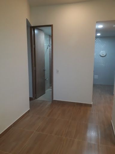 Apartamento en arriendo Cundinamarca Bogotá El Salitre 44 m2 Habitaciones 3 Baños 1 Garajes 0 Precio $1500000