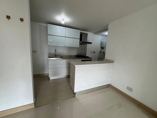 Apartamento en arriendo Antioquia Sabaneta La Barquereña 80 m2 Habitaciones 3 Baños 2 Garajes 1 Precio $3500000