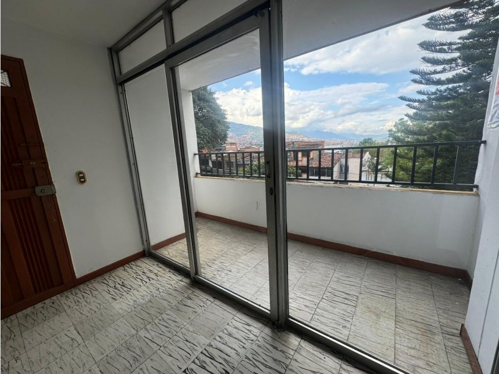 Casa en arriendo Antioquia Medellín Perpetuo Socorro 110 m2 Habitaciones 3 Baños 3 Garajes 1 Precio $2300000