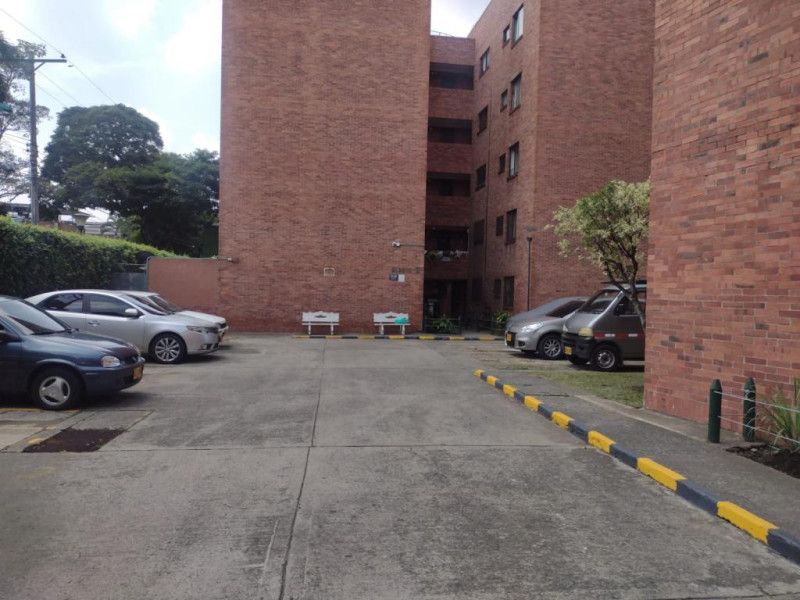 Apartamento en venta Valle Del Cauca Cali Troncal 60 m2 Habitaciones 3 Baños 2 Garajes 0 Precio $150000000