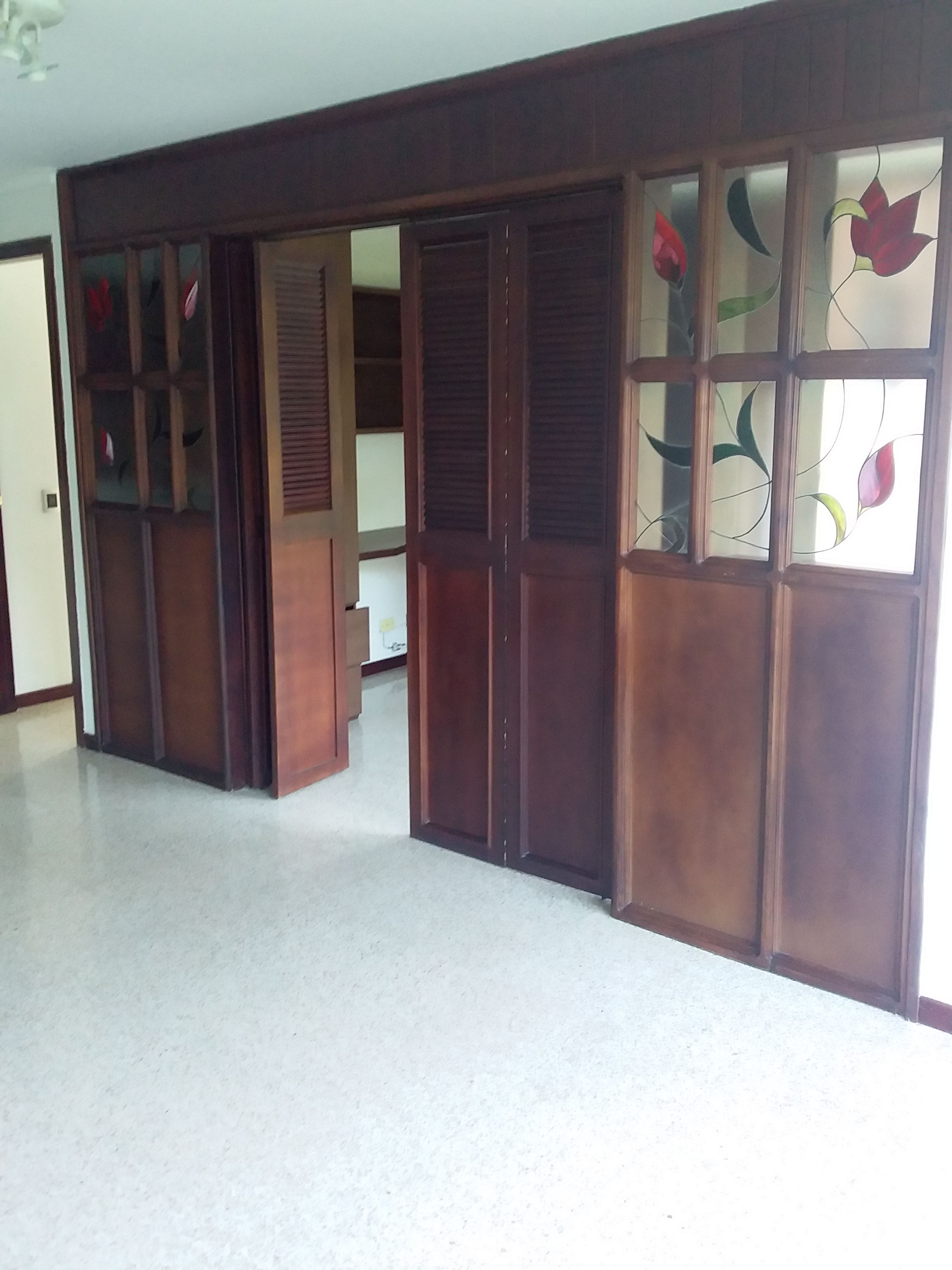Apartamento en arriendo Antioquia Medellín Patio Bonito 58 m2 Habitaciones 1 Baños 2 Garajes 1 Precio $3200000