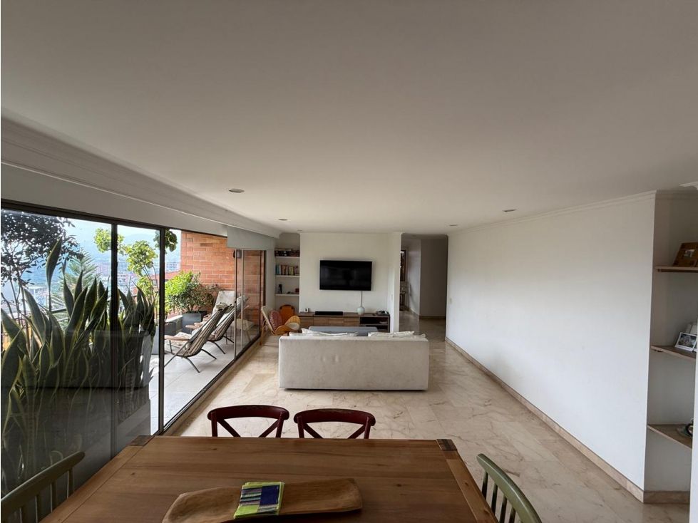 Apartamento en venta Antioquia Medellín Lalinde 121 m2 Habitaciones 3 Baños 2 Garajes 2 Precio $1275000000