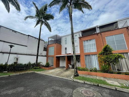 Casa en arriendo Risaralda Pereira Ur Quintas De Los Robles 126 m2 Habitaciones 3 Baños 3 Garajes 1 Precio $2590000