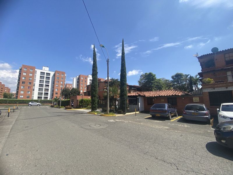 Casa en venta Valle Del Cauca Cali Lili 110 m2 Habitaciones 3 Baños 3 Garajes 1 Precio $400000000