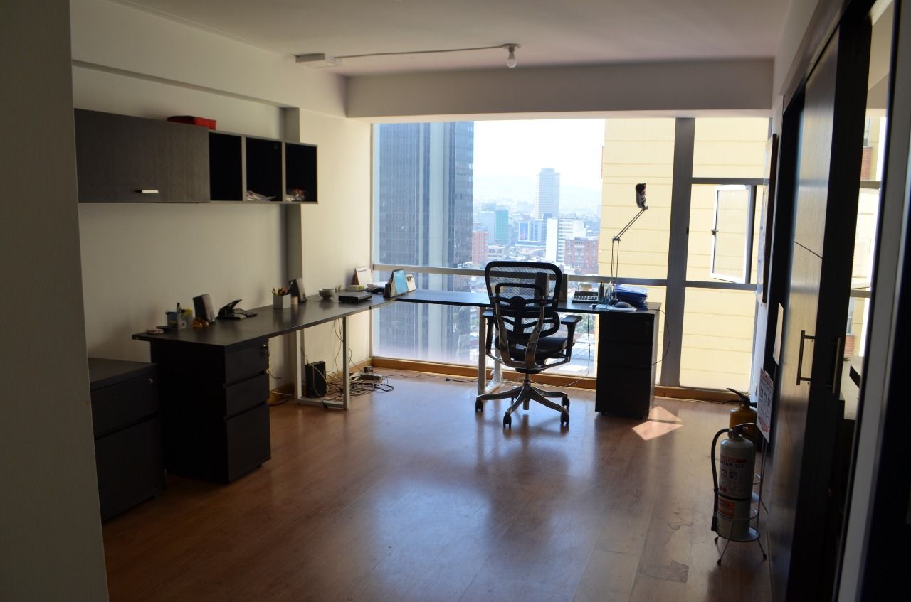 Oficina en arriendo Cundinamarca Bogotá San Diego 40 m2 Habitaciones 0 Baños 2 Garajes 1 Precio $2009000