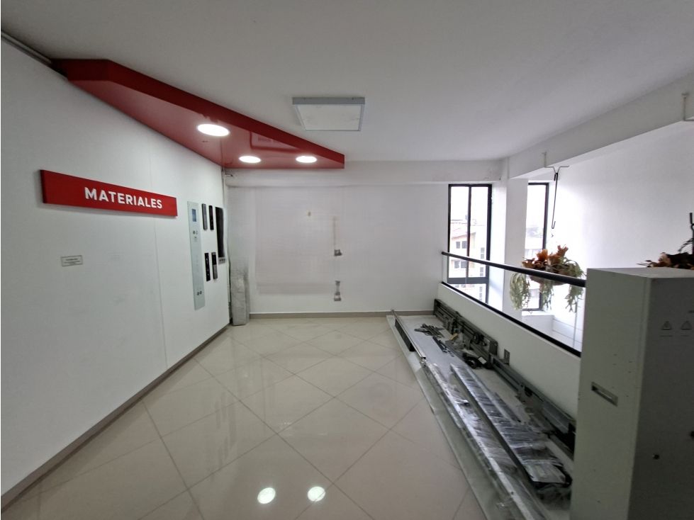 Edificio en arriendo Antioquia Medellín Rosales 1080 m2 Habitaciones 0 Baños 10 Garajes 0 Precio $42000000