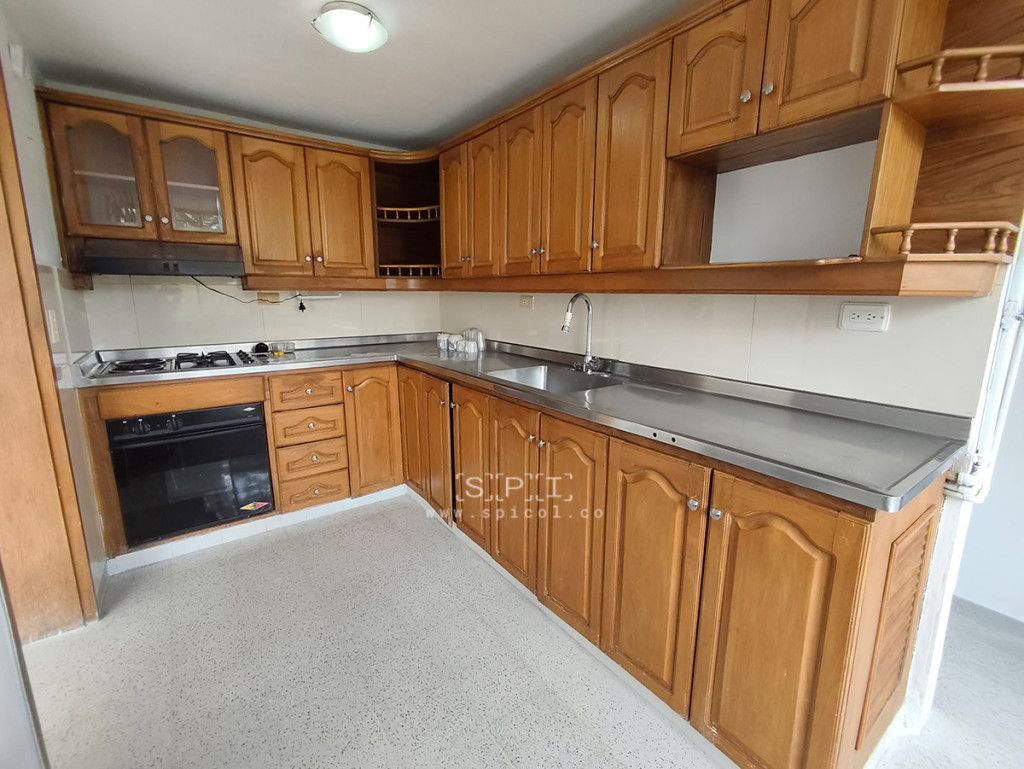 Apartamento en arriendo Antioquia Medellín Urbanizacion Carlos E Restrepo 120 m2 Habitaciones 4 Baños 2 Garajes 1 Precio $3500000