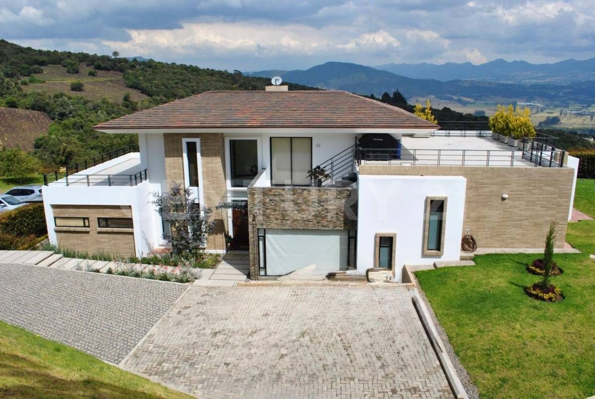 Casa en arriendo Cundinamarca Sopó Sopó 360 m2 Habitaciones 4 Baños 6 Garajes 5 Precio $13450000