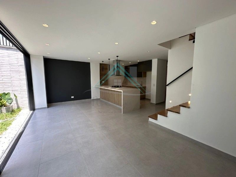 Casa en venta Antioquia Rionegro Lotus 230 m2 Habitaciones 4 Baños 4 Garajes 1 Precio $1150000000