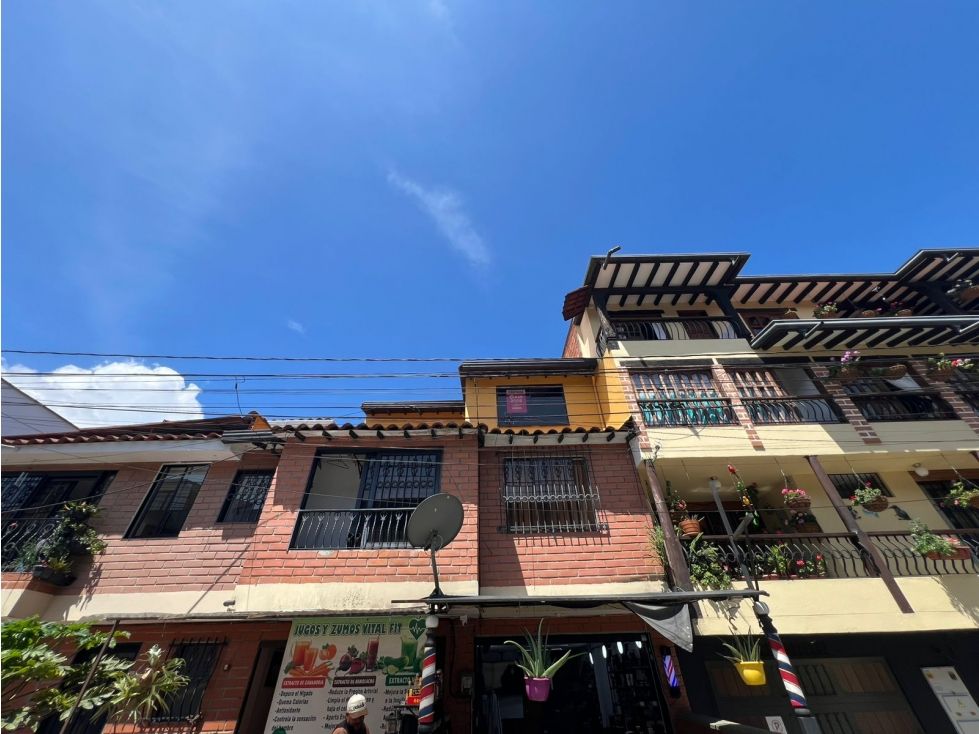 Apartaestudio en arriendo Antioquia Rionegro San Antonio 60 m2 Habitaciones 1 Baños 1 Garajes 0 Precio $1600000