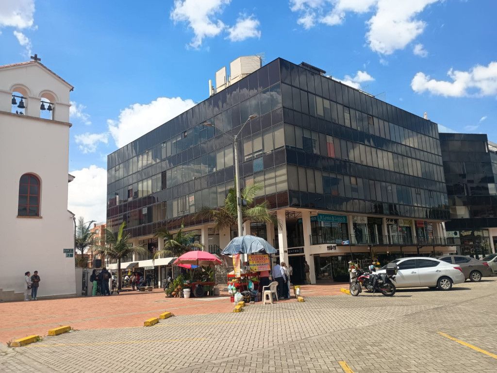 Oficina en arriendo Cundinamarca Bogotá Santa Barbara Occidental 45 m2 Habitaciones 0 Baños 1 Garajes 0 Precio $1824000