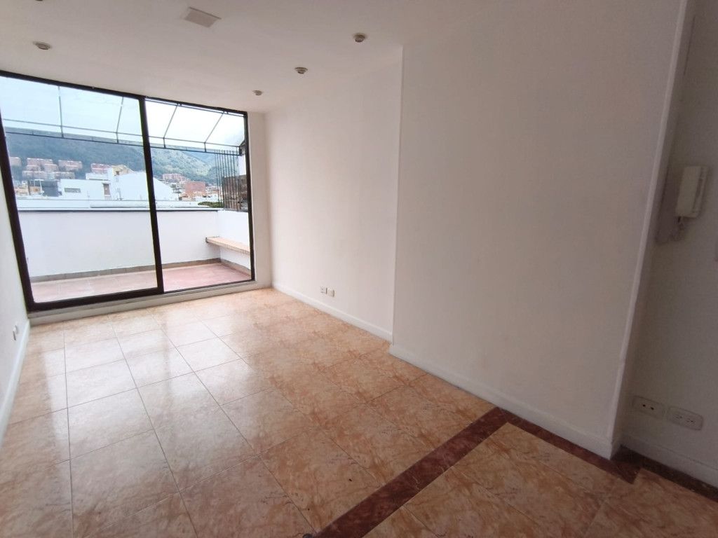 Consultorio en arriendo Cundinamarca Bogotá Santa Barbara Occidental 45 m2 Habitaciones 0 Baños 1 Garajes 0 Precio $1824000