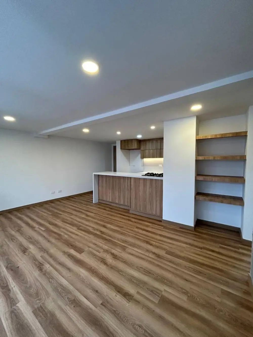 Apartamento en arriendo Antioquia Rionegro El Porvenir 76 m2 Habitaciones 3 Baños 2 Garajes 1 Precio $2000000