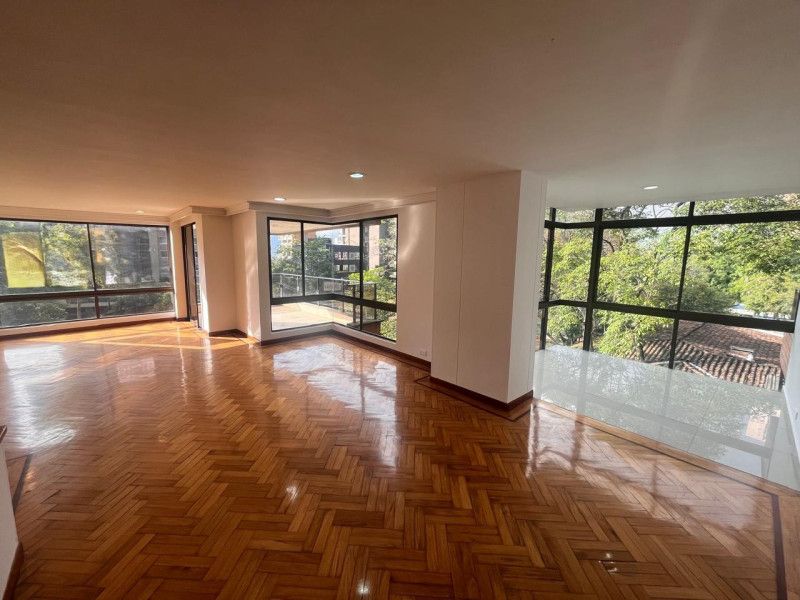 Apartamento en arriendo Antioquia Medellín Alejandria 203 m2 Habitaciones 3 Baños 2 Garajes 0 Precio $7000000
