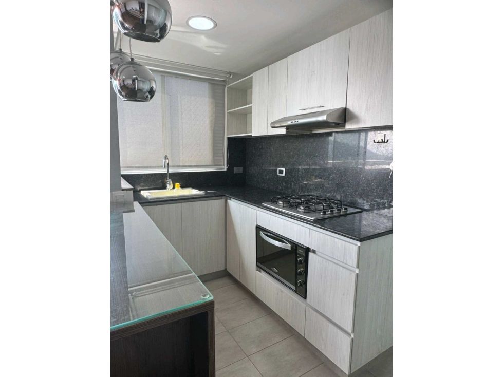 Apartamento en arriendo Antioquia Medellín Estadio 80 m2 Habitaciones 3 Baños 2 Garajes 2 Precio $3600000