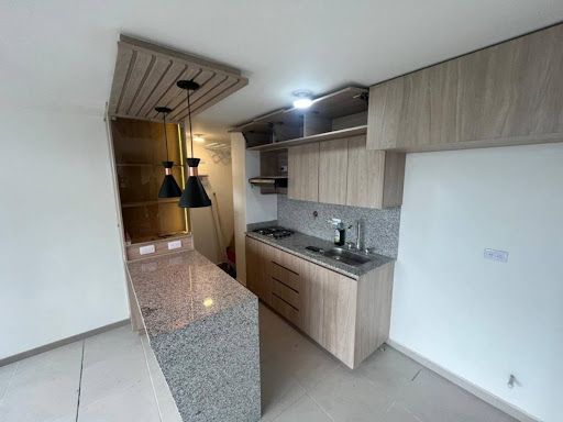 Apartamento en arriendo Antioquia Envigado Loma Del Barro 70 m2 Habitaciones 3 Baños 2 Garajes 1 Precio $2800000