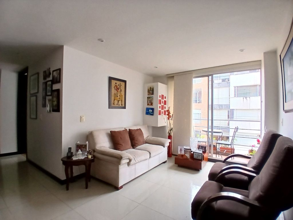 Apartamento en venta Cundinamarca Bogotá Lisboa 82 m2 Habitaciones 3 Baños 2 Garajes 2 Precio $589000000