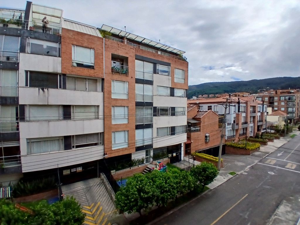 Apartamento en venta Cundinamarca Bogotá Lisboa 82 m2 Habitaciones 3 Baños 2 Garajes 2 Precio $589000000