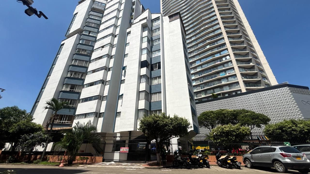 Apartamento en venta Santander Bucaramanga Bolarqui 150 m2 Habitaciones 4 Baños 3 Garajes 2 Precio $550000000
