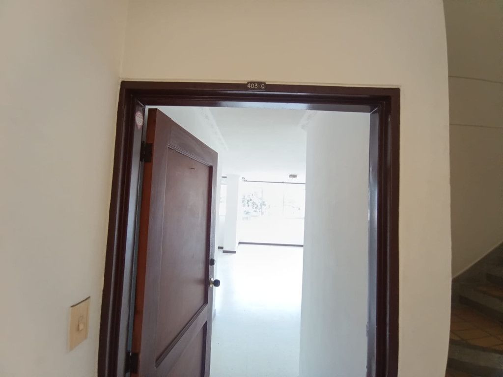 Apartamento en arriendo Valle Del Cauca Cali El Refugio 82 m2 Habitaciones 3 Baños 2 Garajes 0 Precio $1500000