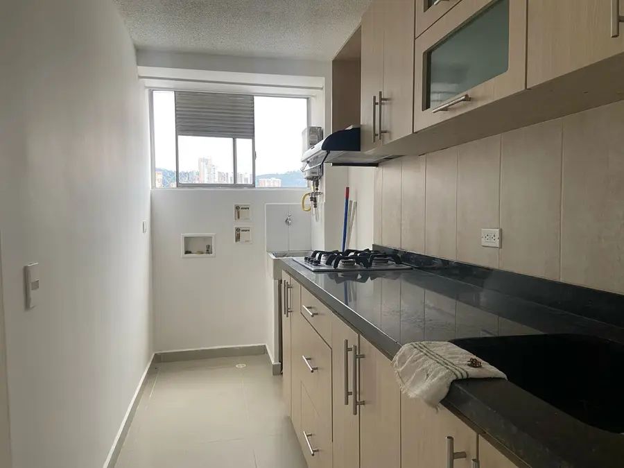 Apartamento en arriendo Antioquia Itagüí Centro 74 m2 Habitaciones 3 Baños 2 Garajes 1 Precio $2000000