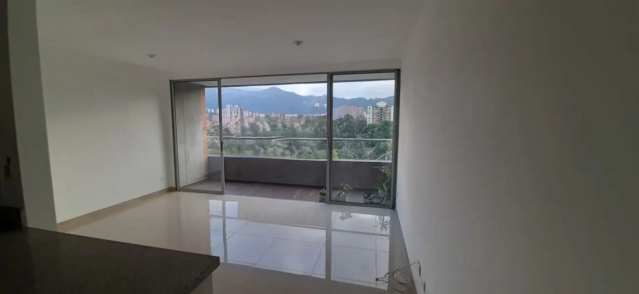 Apartamento en arriendo Antioquia Itagüí Ub El Encanto 85 m2 Habitaciones 3 Baños 2 Garajes 1 Precio $2000000