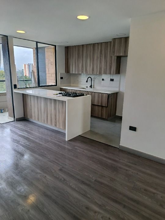 Apartamento en arriendo Antioquia Rionegro San Antonio 76 m2 Habitaciones 3 Baños 2 Garajes 0 Precio $3000000