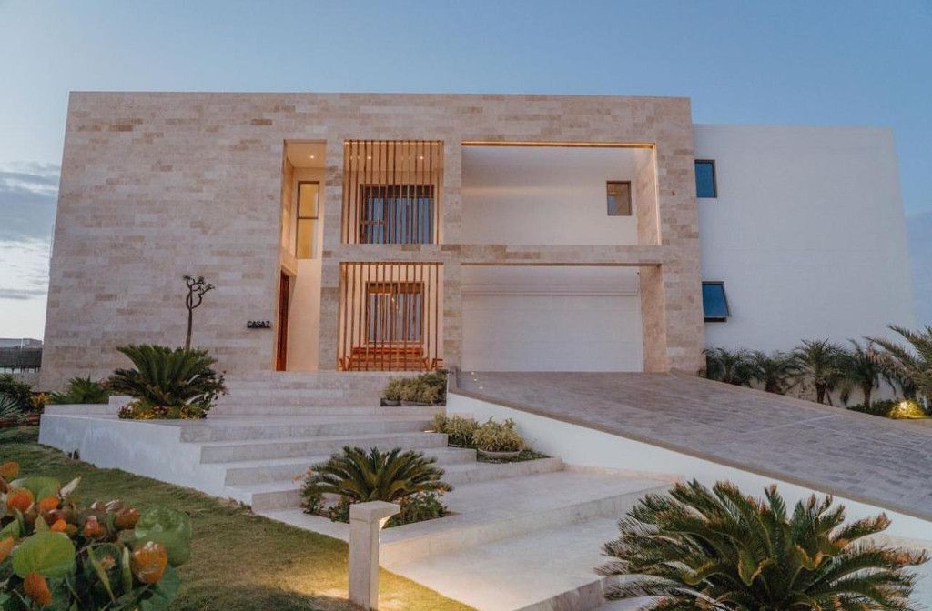 Casa en venta Atlántico Puerto Colombia Centro Ii 541 m2 Habitaciones 4 Baños 4 Garajes 4 Precio $4300000000