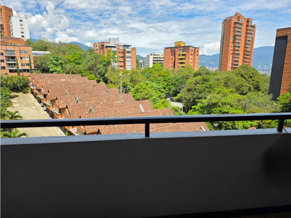 Apartamento en venta Antioquia Medellín El Diamante No2 212 m2 Habitaciones 4 Baños 5 Garajes 2 Precio $1200000000