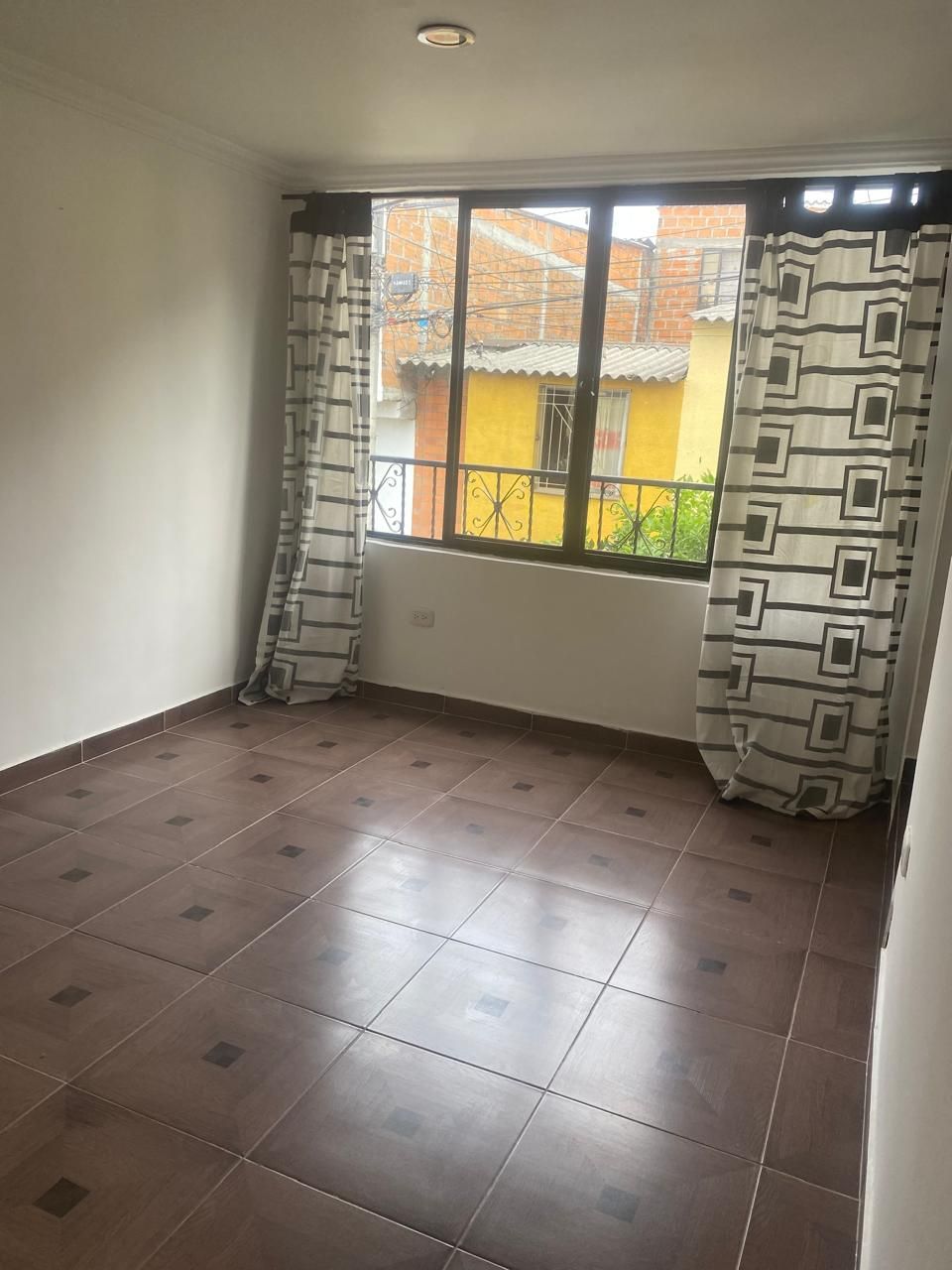 Casa en venta Risaralda Pereira Jardin De Velez Y Velez 74 m2 Habitaciones 3 Baños 2 Garajes 0 Precio $258000000