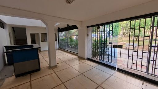 Casa en arriendo o venta Santander Bucaramanga Cabecera Del Llano 638 m2 Habitaciones 14 Baños 6 Garajes 0 Precio venta $2200000000 Precio arriendo $20000000