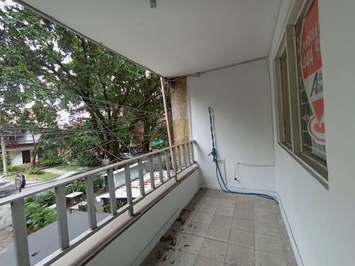 Casa en arriendo Antioquia Medellín Santa Teresita 170 m2 Habitaciones 5 Baños 4 Garajes 1 Precio $3900000