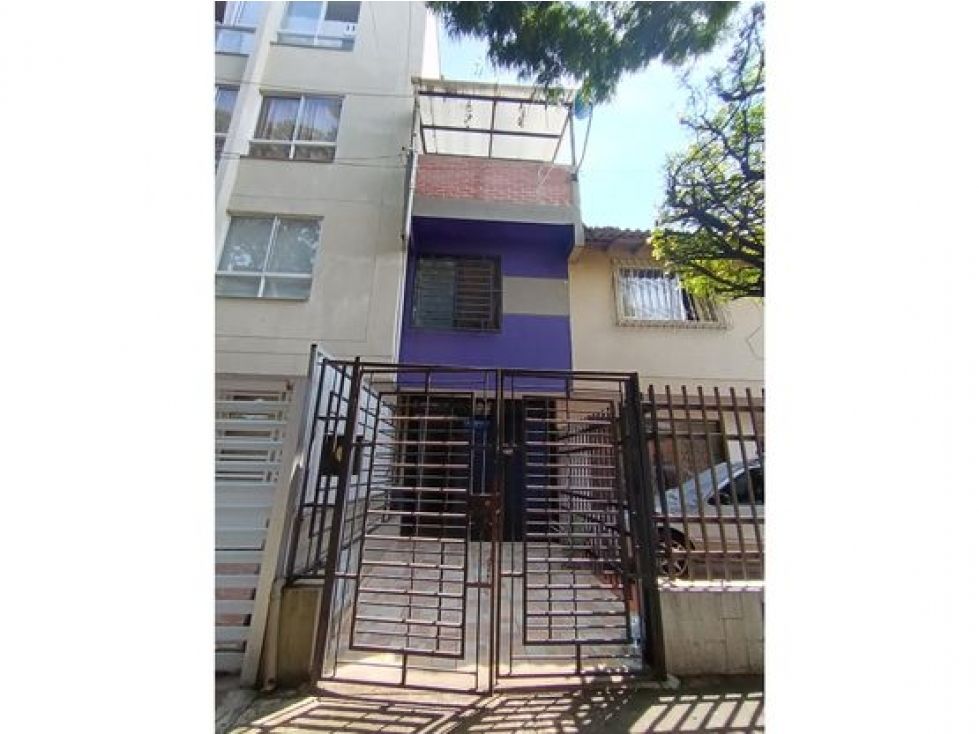 Casa en venta Valle Del Cauca Cali Ciudad Capri 86 m2 Habitaciones 3 Baños 3 Garajes 1 Precio $320000000