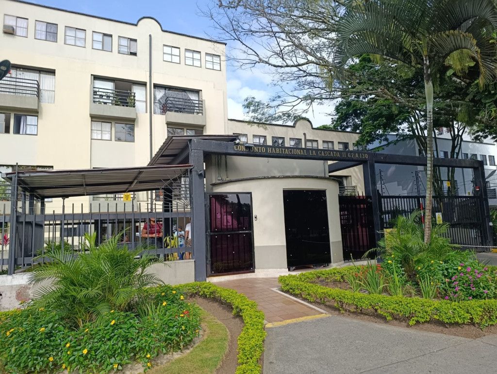 Apartamento en arriendo Valle Del Cauca Cali Pampa Linda 0 m2 Habitaciones 2 Baños 1 Garajes 1 Precio $1400000